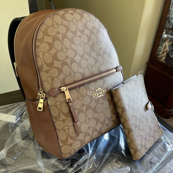 Coach signature coated canvas addison backpack & matching notebook❤️ - Picture 2 of 14
